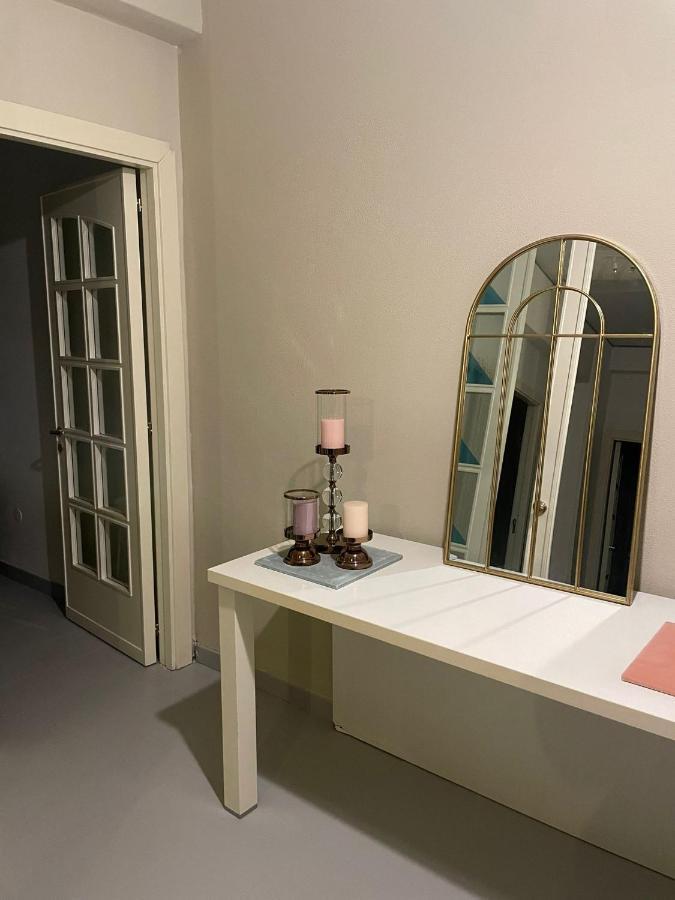 Casa Di Nonna: Appartamento Наполи Екстериор снимка